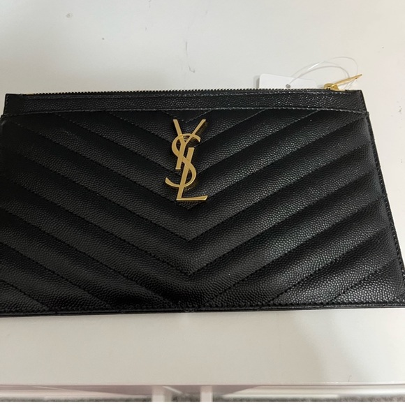 YSL Saint Laurent Monogram Matelassé Cassandra Leather Pouch - Picture 3 of 7